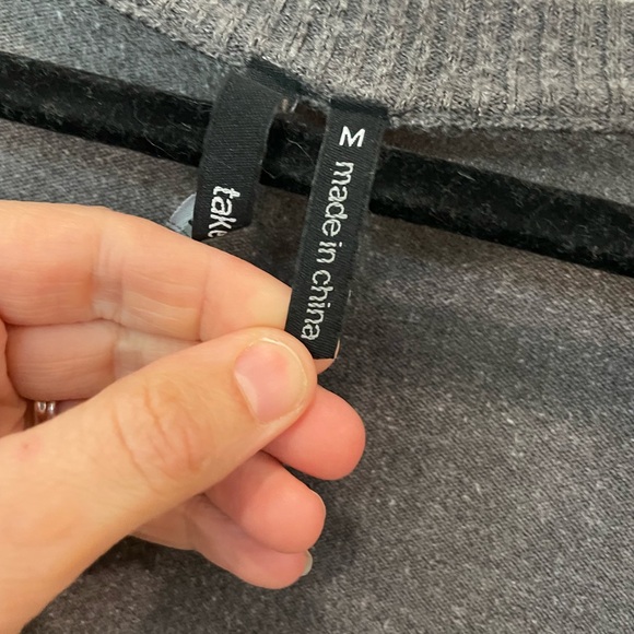 Heather Gray Button-up V-Neck Cardigan - Picture 4 of 4